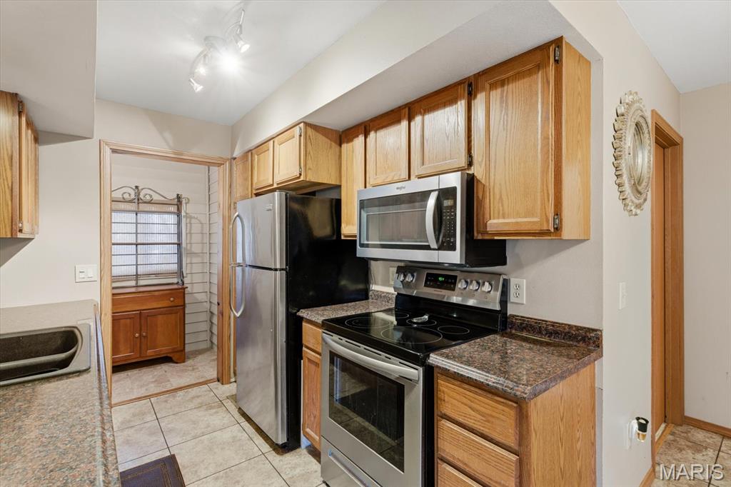 107 North Edison Street Freeburg, IL 62243 - Photo 15 of 38