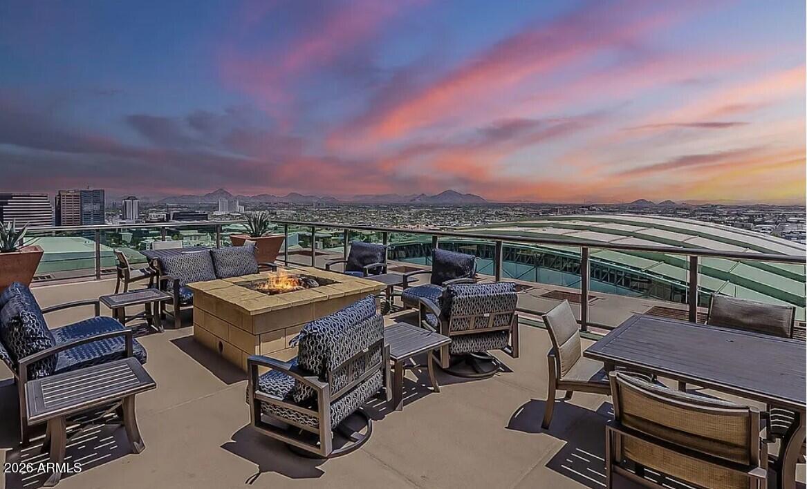 310 South 4th Street, Unit 1109 Phoenix, AZ 85004 - Photo 30 of 36 a view of a terrace with sitting area