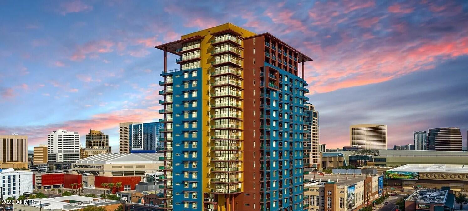310 South 4th Street, Unit 1109 Phoenix, AZ 85004 - Photo 35 of 36 a city view with tall buildings