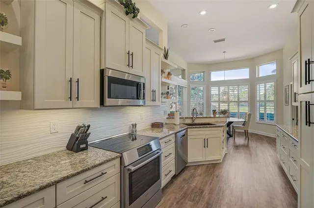 $649,900 | 1985 White Feather Lane, Nokomis, FL 34275