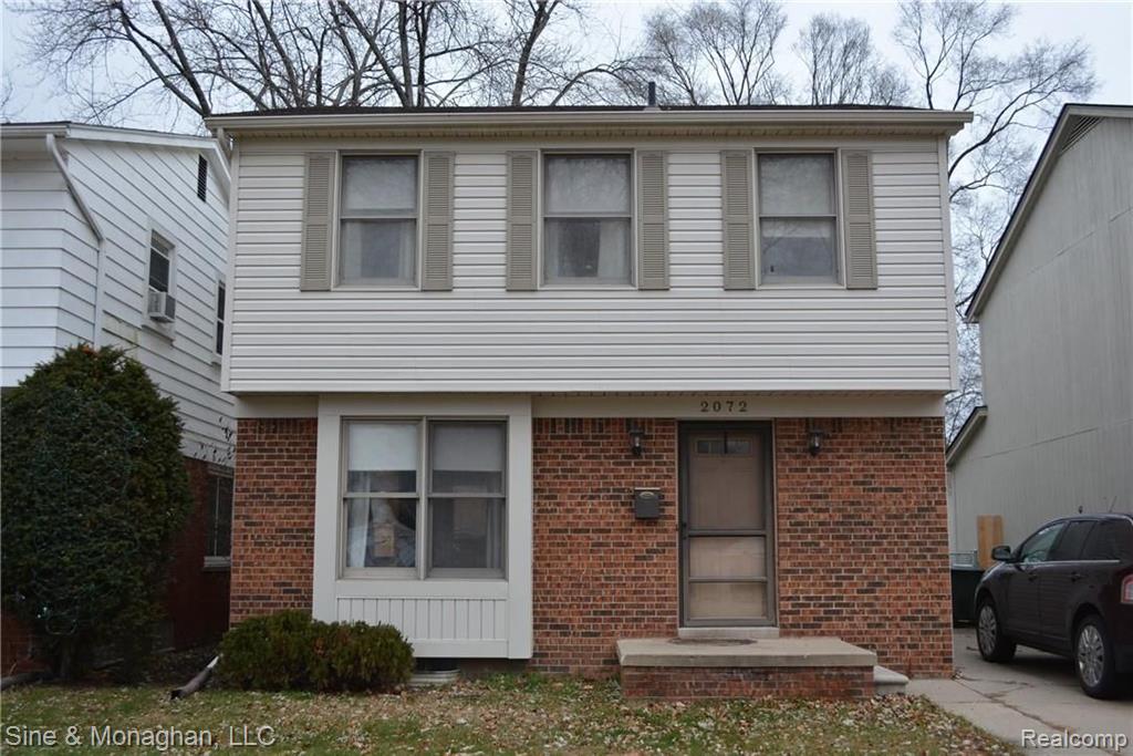 2072 Ridgemont Road Grosse Pointe Woods, MI 48236 - Photo 1 of 13