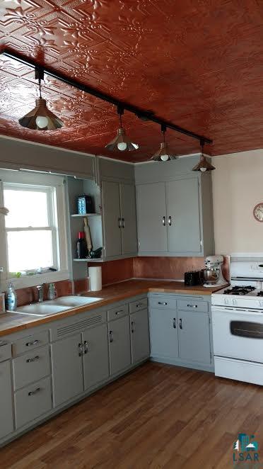 416 East Camp Street Ely, MN 55731 - Photo 6 of 19