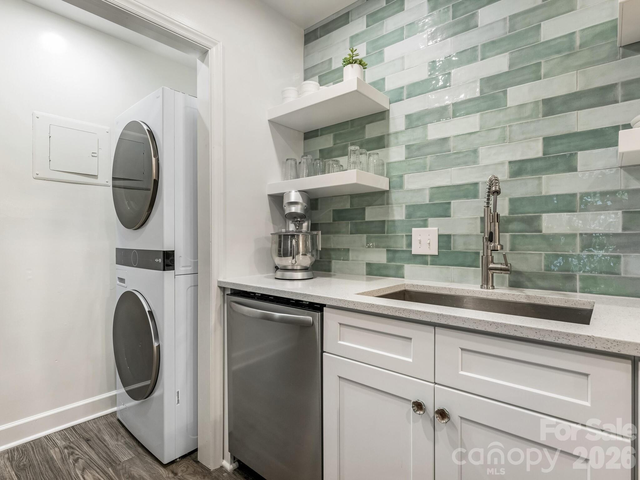 1612 Sharon Road West, Unit 68 Charlotte, NC 28210 - Photo 2 of 23