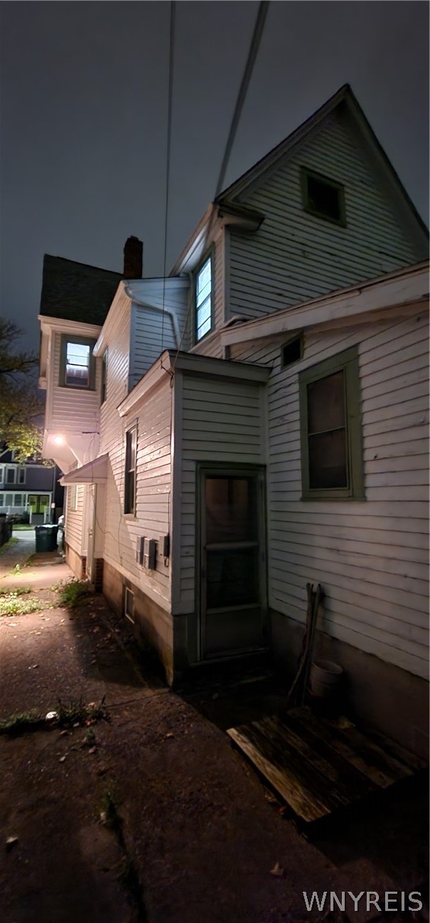 423 14th Street Buffalo, NY 14213 - Photo 3 of 16