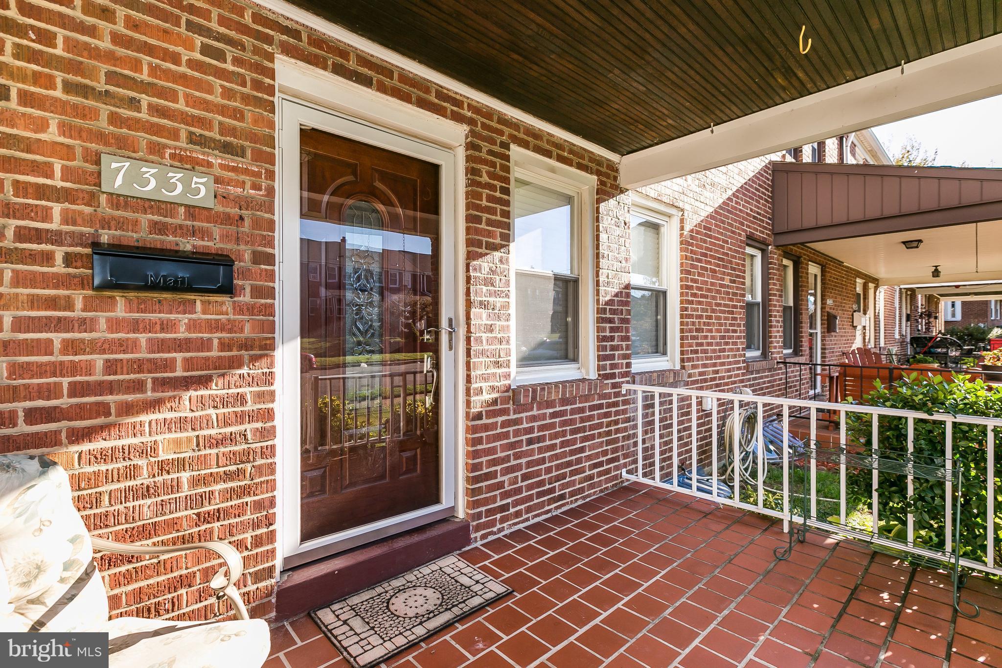 7335 Stratton Way Baltimore, MD 21224 - Photo 3 of 30 porch