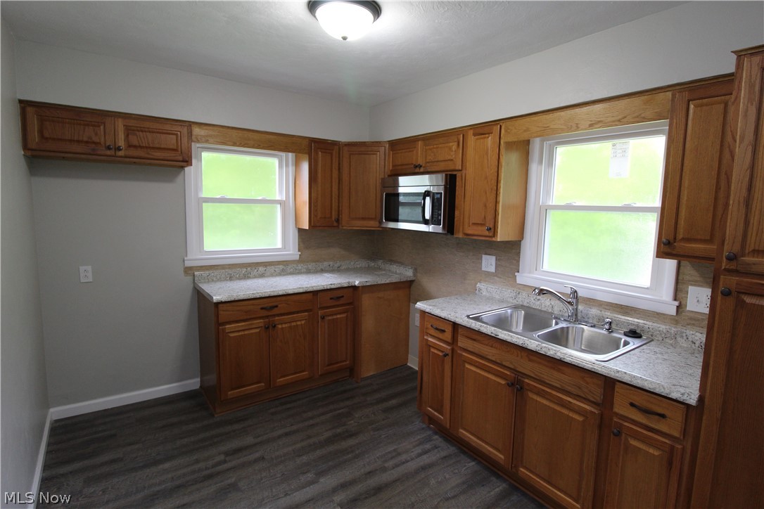 3967 New Road Youngstown, OH 44511 - Photo 6 of 21 Gallery Image 6