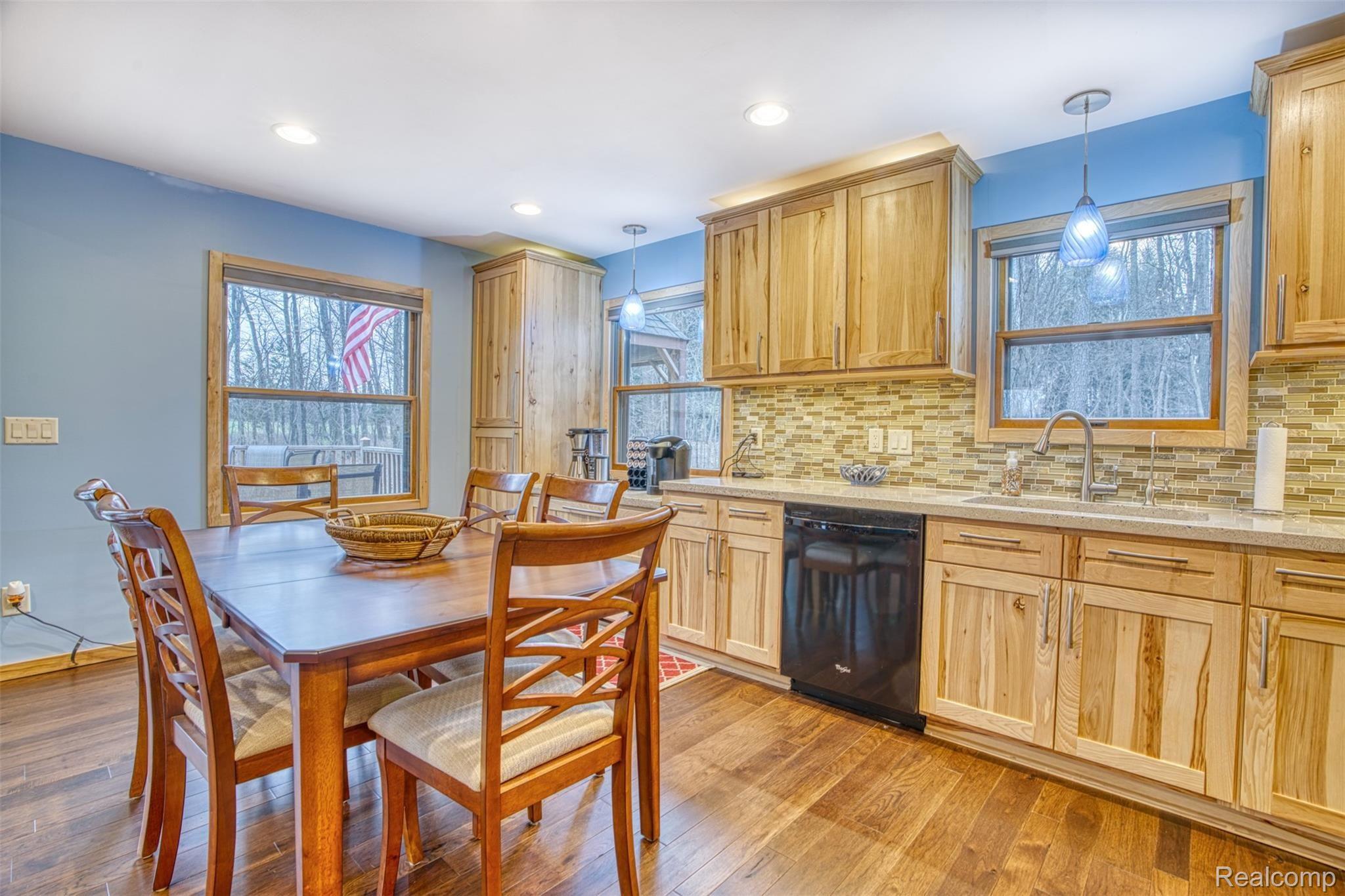 7341 Hogan Road Fenton, MI 48430 - Photo 17 of 47 DSC02640_45.jpg