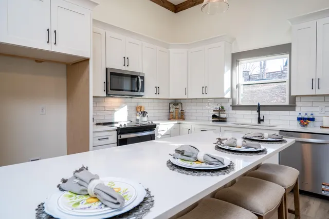 $550,000 | 294 Running Oak Drive, Ringgold, GA 30736