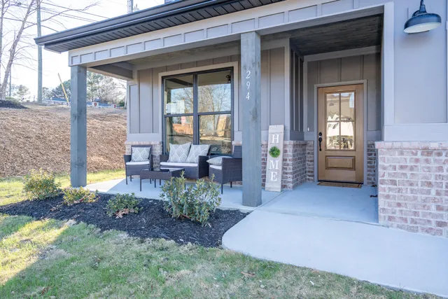 $550,000 | 294 Running Oak Drive, Ringgold, GA 30736