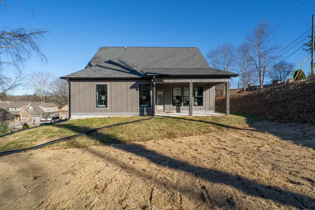 $550,000 | 294 Running Oak Drive, Ringgold, GA 30736