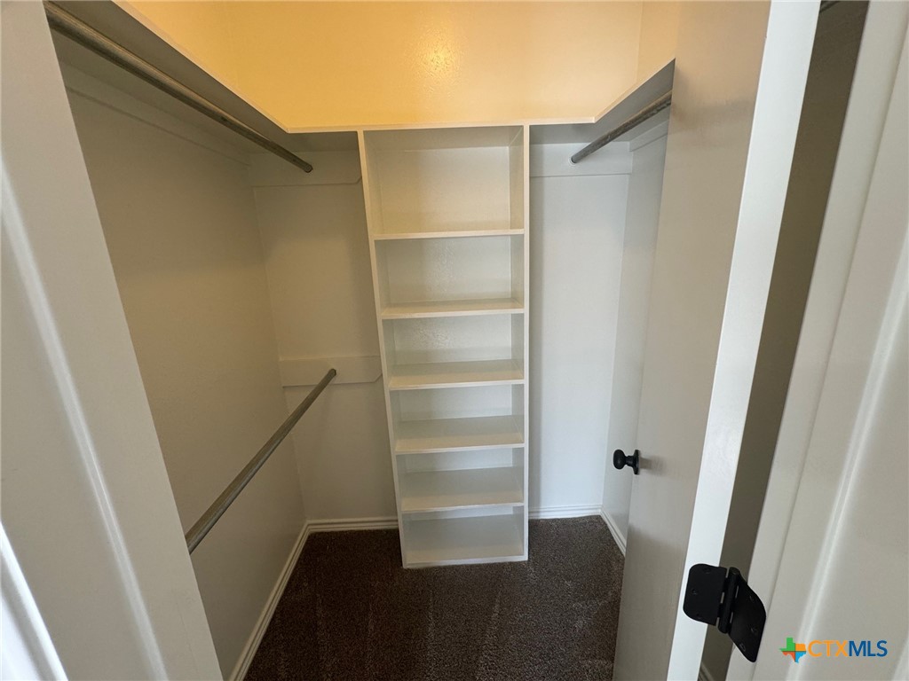 2776 South Highway 77 Cameron, TX 76520 - Photo 21 of 30 Guest bedroom walk in closet. All guest bdrms have the same closet