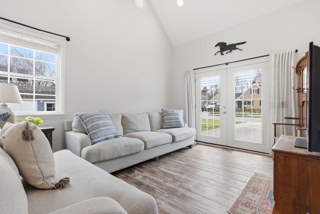 23 Porter Road Natick, MA 01760 - Photo 6 of 30