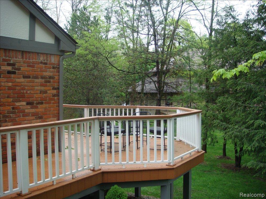 4335 Echo Road Bloomfield Hills, MI 48302 - Photo 21 of 22 Deck