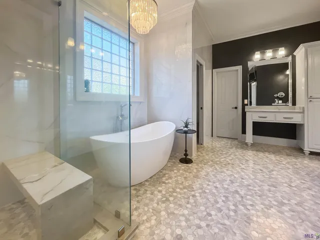 $1,500,000 | 25820 Carnoustie Way, Denham Springs, LA 70726