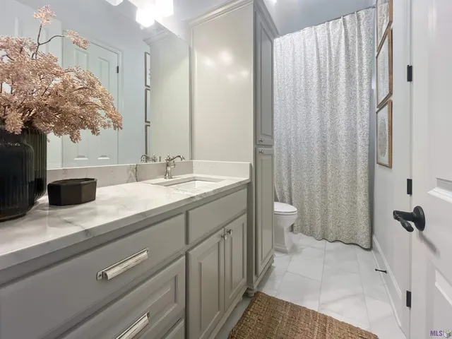 $1,500,000 | 25820 Carnoustie Way, Denham Springs, LA 70726