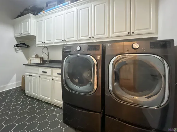 $1,350,000 | 25820 Carnoustie Way, Denham Springs, LA 70726