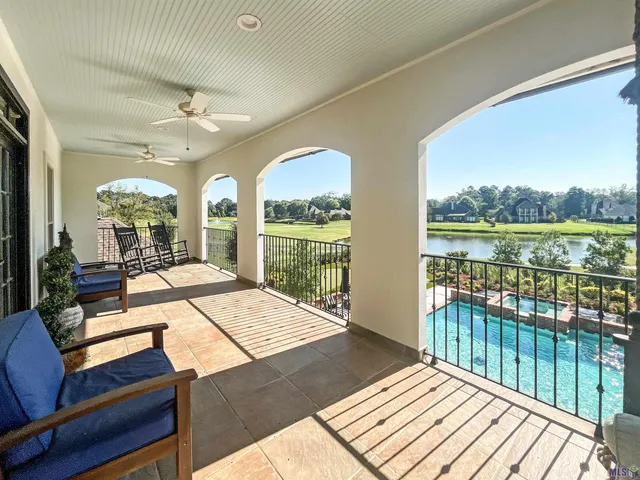$1,500,000 | 25820 Carnoustie Way, Denham Springs, LA 70726