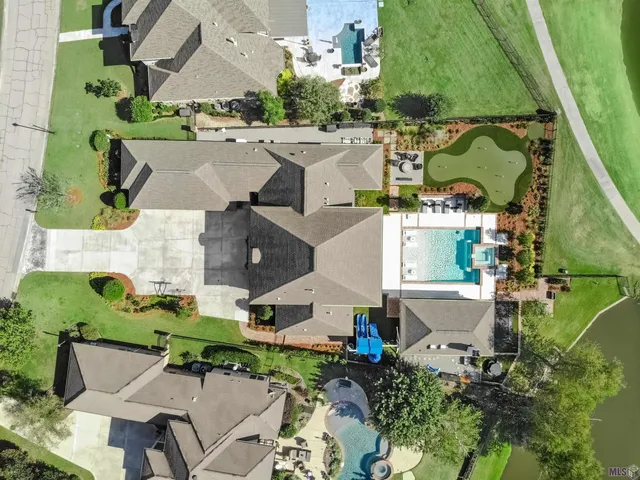 $1,500,000 | 25820 Carnoustie Way, Denham Springs, LA 70726