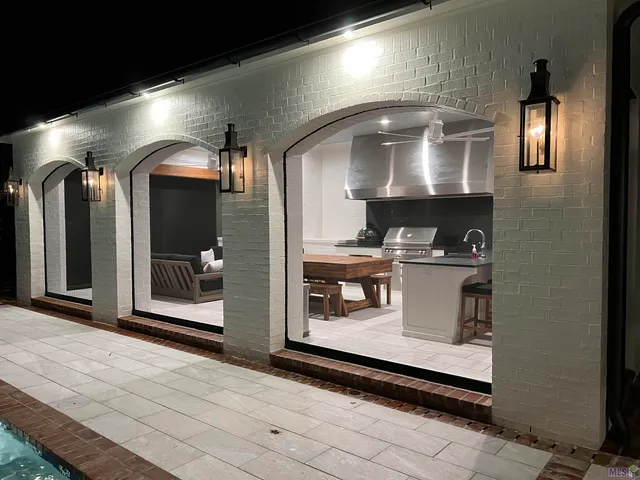 $1,500,000 | 25820 Carnoustie Way, Denham Springs, LA 70726