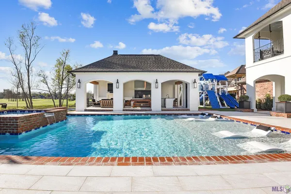 $1,350,000 | 25820 Carnoustie Way, Denham Springs, LA 70726