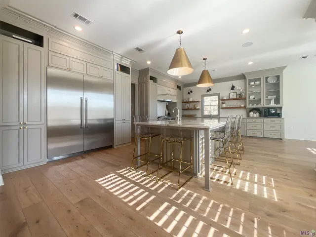 $1,500,000 | 25820 Carnoustie Way, Denham Springs, LA 70726