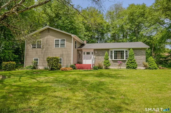 $350,000 | 28 Adams Drive, Norwich, CT 06360