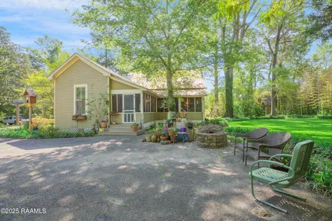 $405,000 | 604 Main Street, Washington, LA 70589