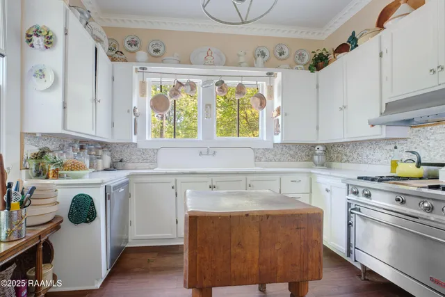 $405,000 | 604 Main Street, Washington, LA 70589