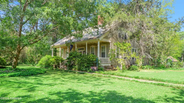 $405,000 | 604 Main Street, Washington, LA 70589