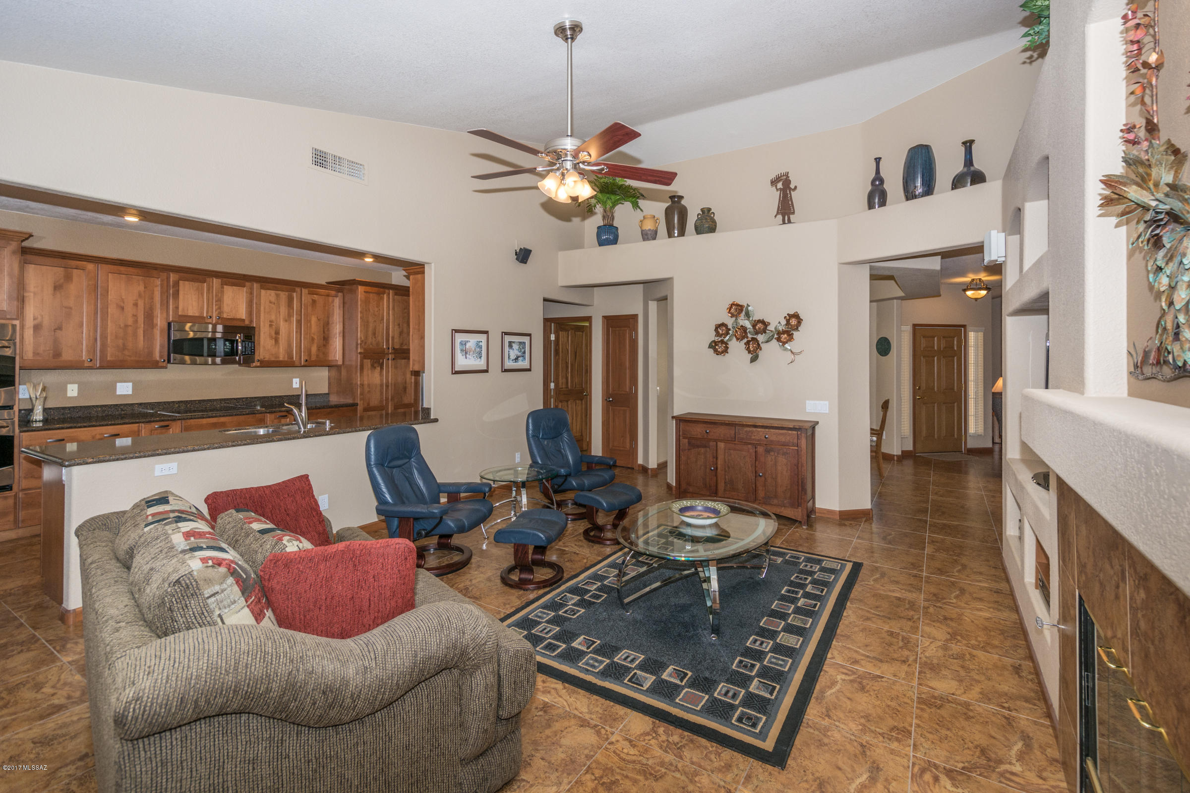 12372 North Mt Bigelow Road Tucson, AZ 85755 - Photo 3 of 41