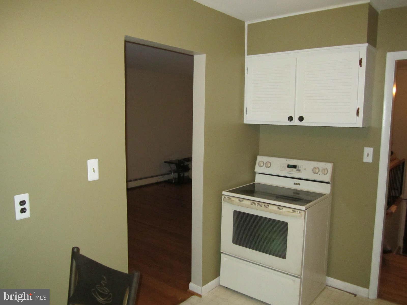 5311 Ridge Road Mount Airy, MD 21771 - Photo 8 of 18 Kitchen
