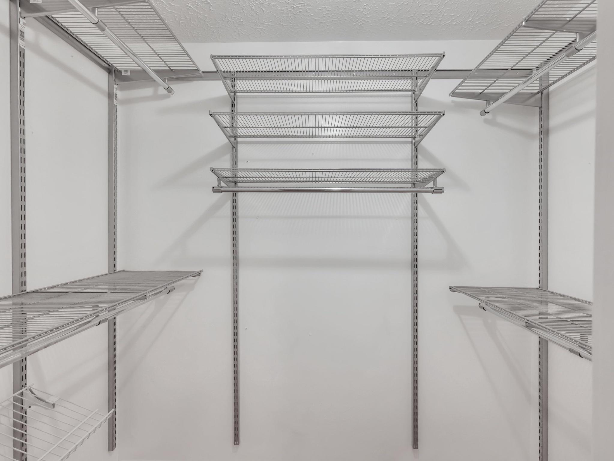 18 Windmill Court Silver Spring, MD 20905 - Photo 22 of 37 Spacious walk-in closet bedroom2