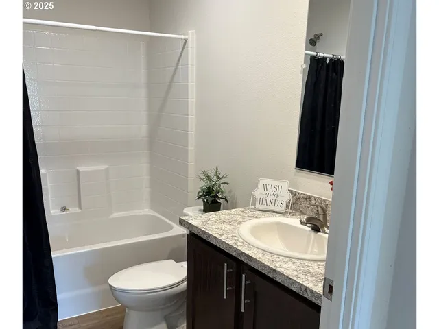 $199,000 | 27645 Snyder Road, Unit 36, Junction City, OR 97448