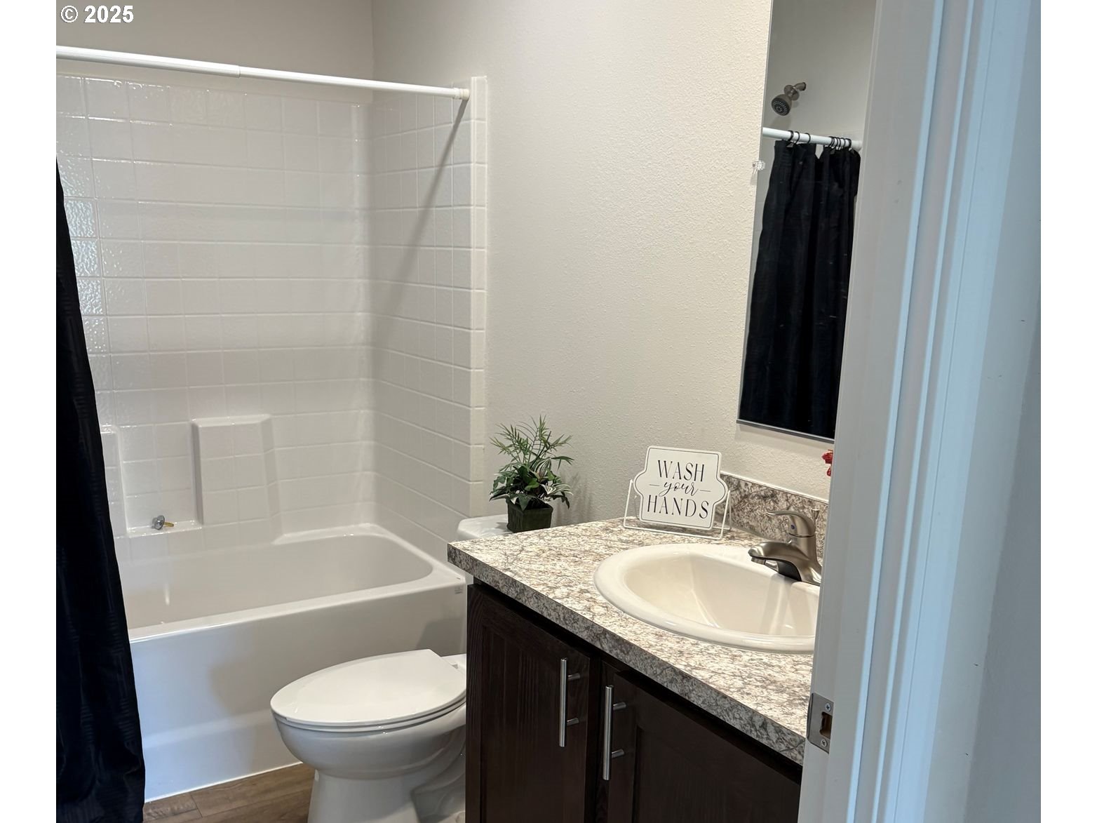 27645 Snyder Road, Unit 36 Junction City, OR 97448 - Photo 11 of 12