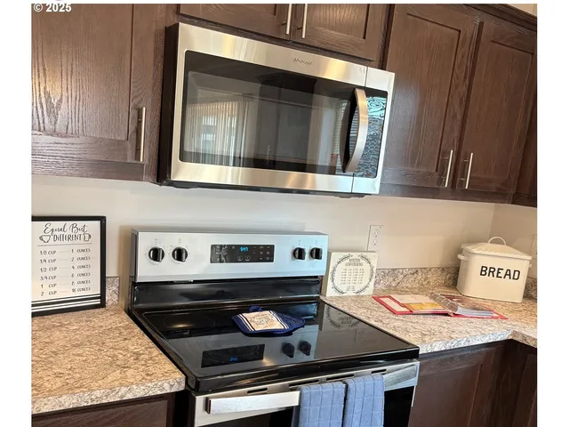 $199,000 | 27645 Snyder Road, Unit 36, Junction City, OR 97448