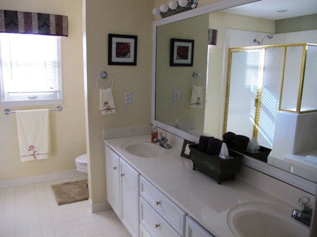 4657 Cutter Mill Road Martinez, GA 30907 - Photo 19 of 43 Owners Bath