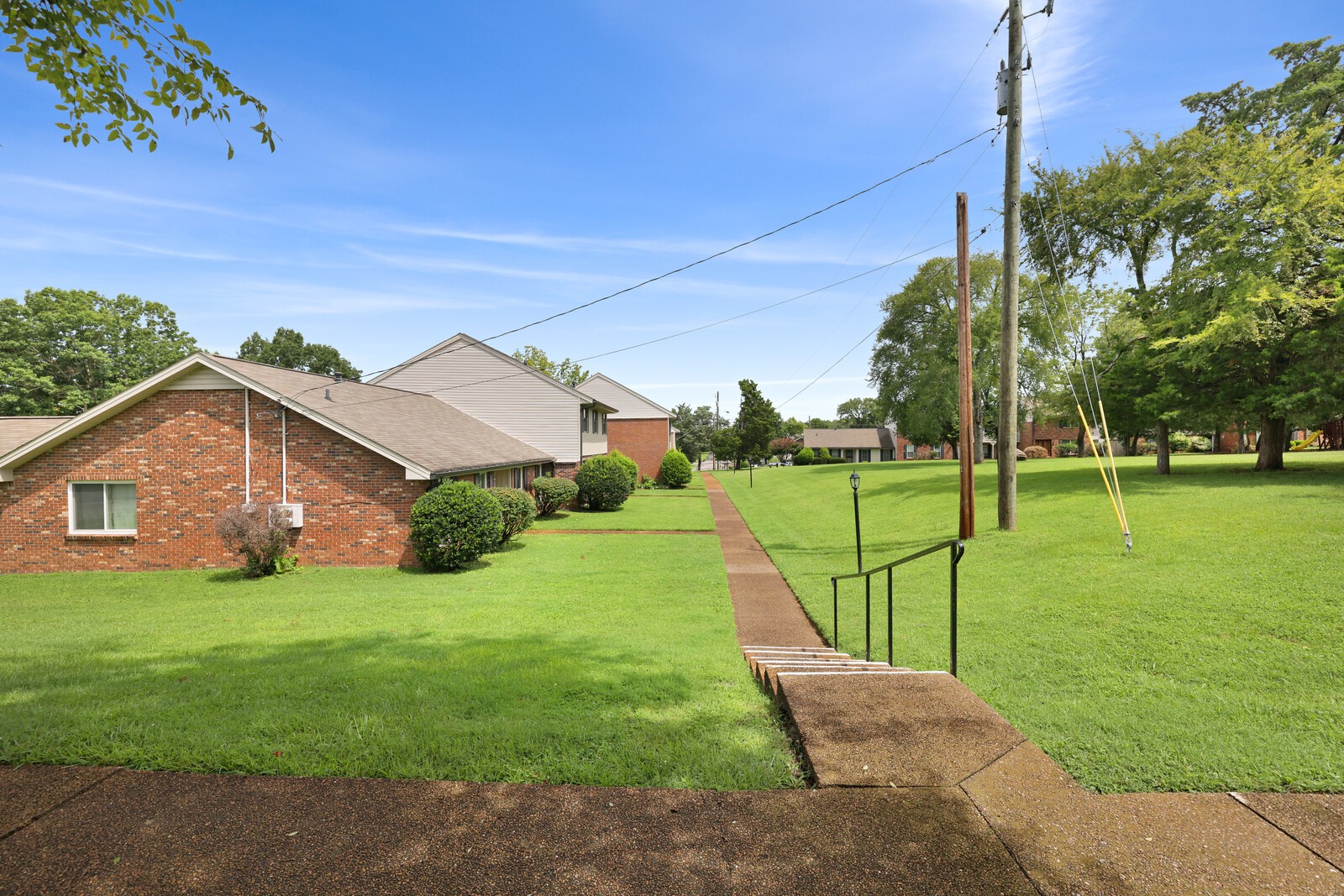 4001 Anderson Road, Unit K24 Nashville, TN 37217 - Photo 30 of 36 a view of a house with a big yard