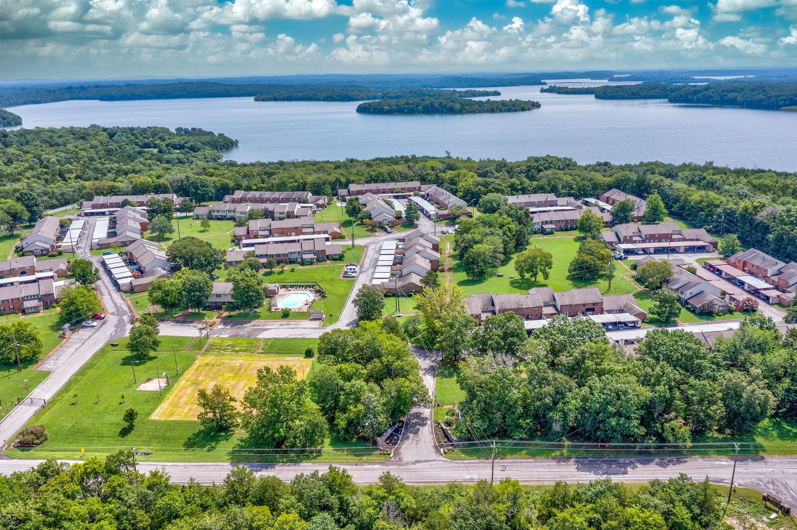 4001 Anderson Road, Unit K24 Nashville, TN 37217 - Photo 32 of 36 a view of a city
