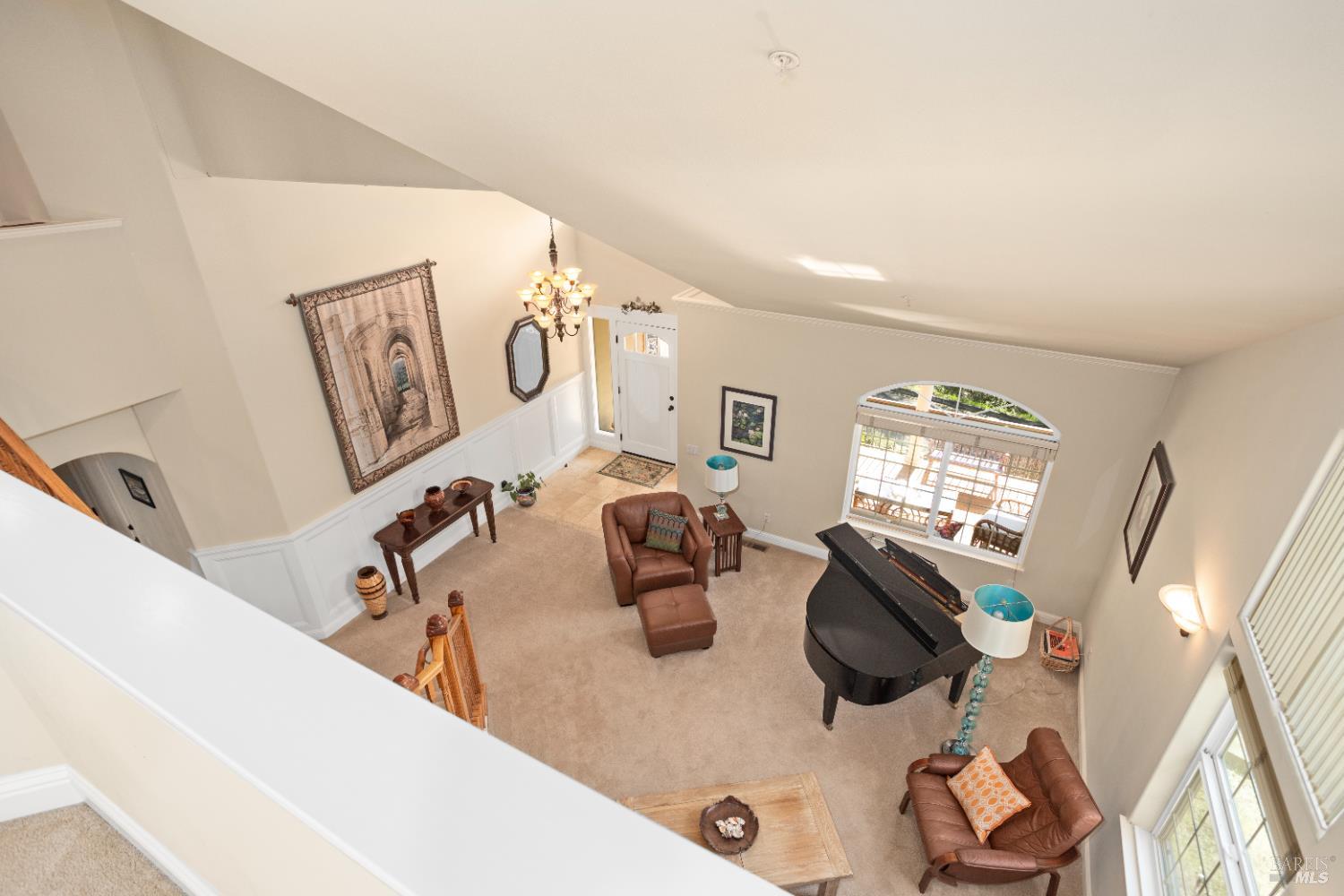 230 Clear Ridge Drive Healdsburg, CA 95448 - Photo 28 of 48 a living room with furniture and window