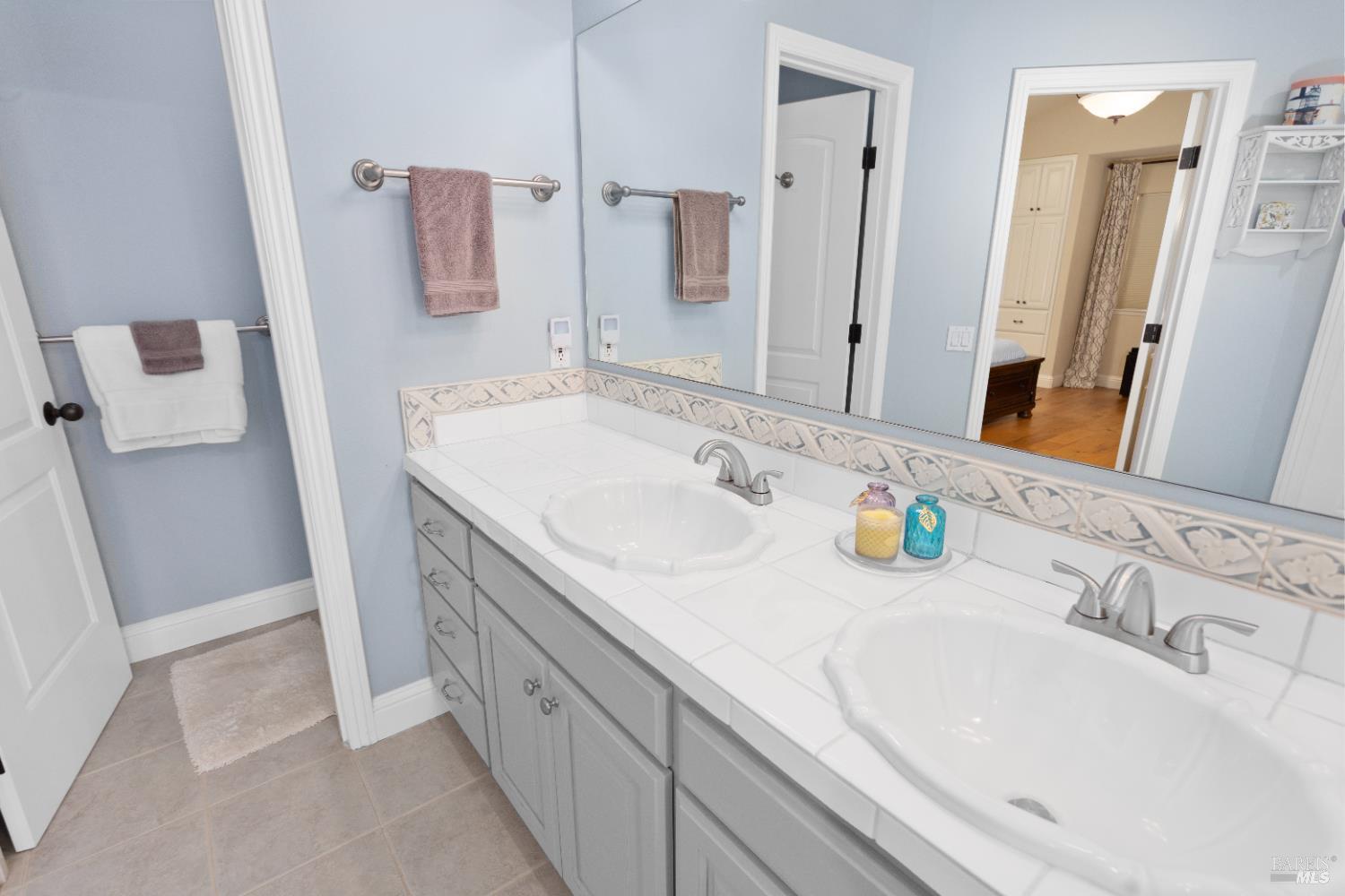 230 Clear Ridge Drive Healdsburg, CA 95448 - Photo 40 of 48 a bathroom with a sink and a mirror