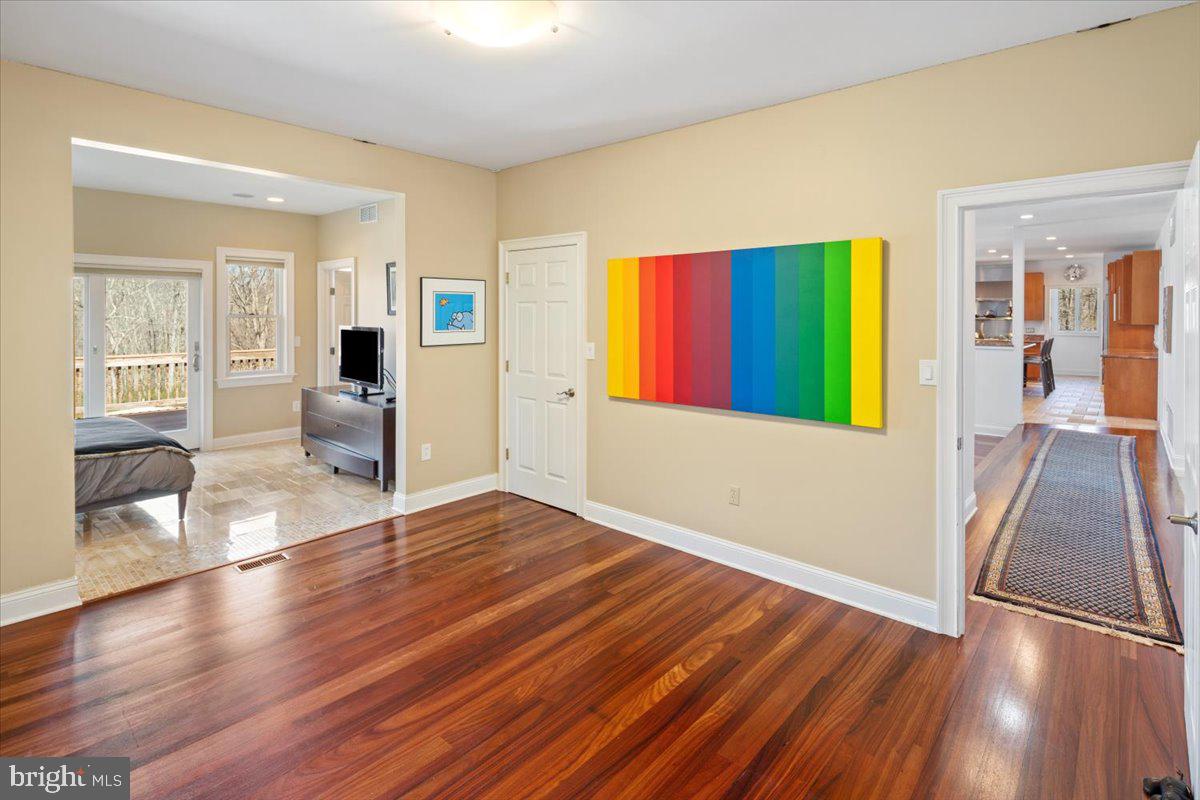196 Reservoir Road Hopewell, NJ 08525 - Photo 36 of 65 Gallery Image 36
