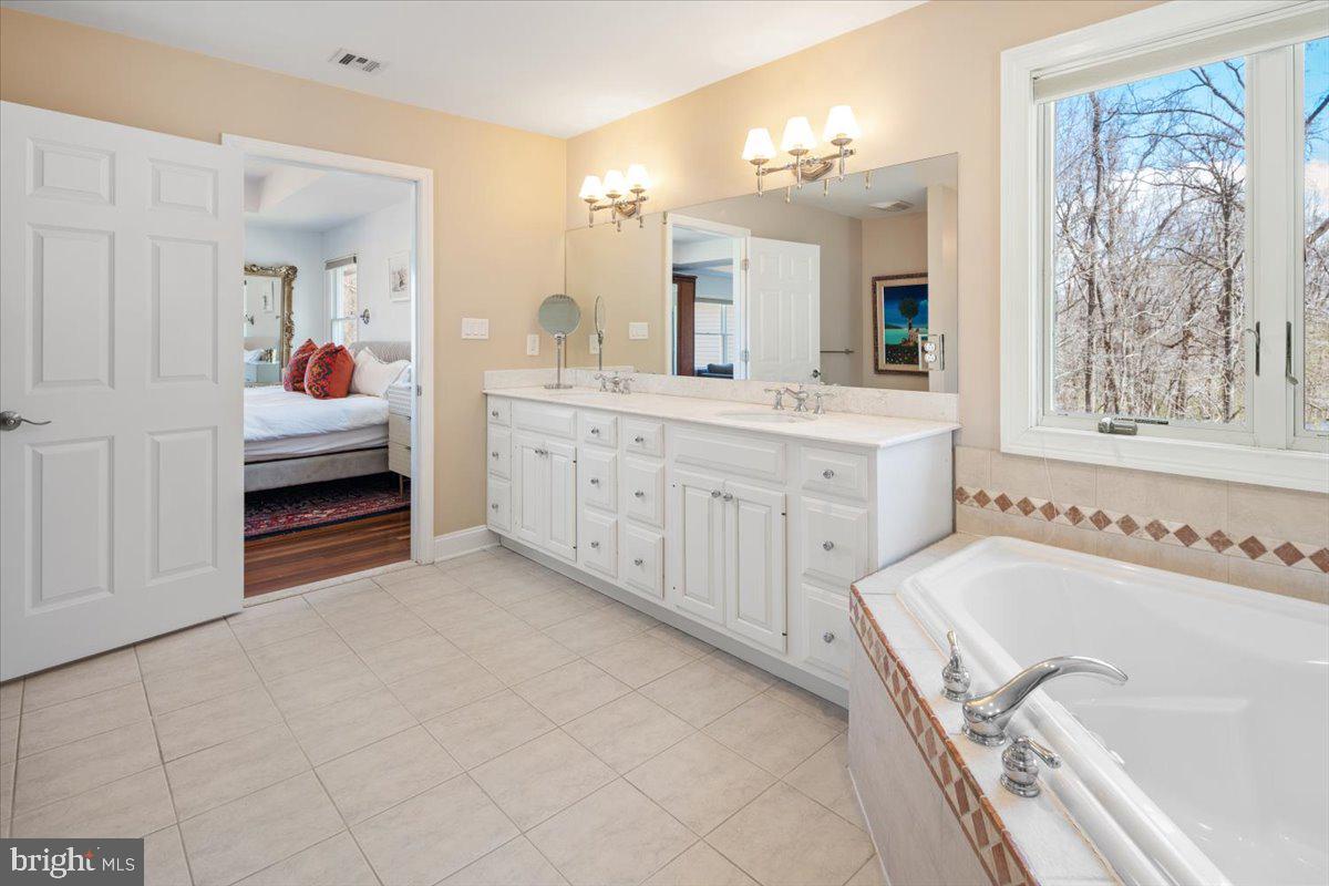 196 Reservoir Road Hopewell, NJ 08525 - Photo 46 of 65 Gallery Image 46