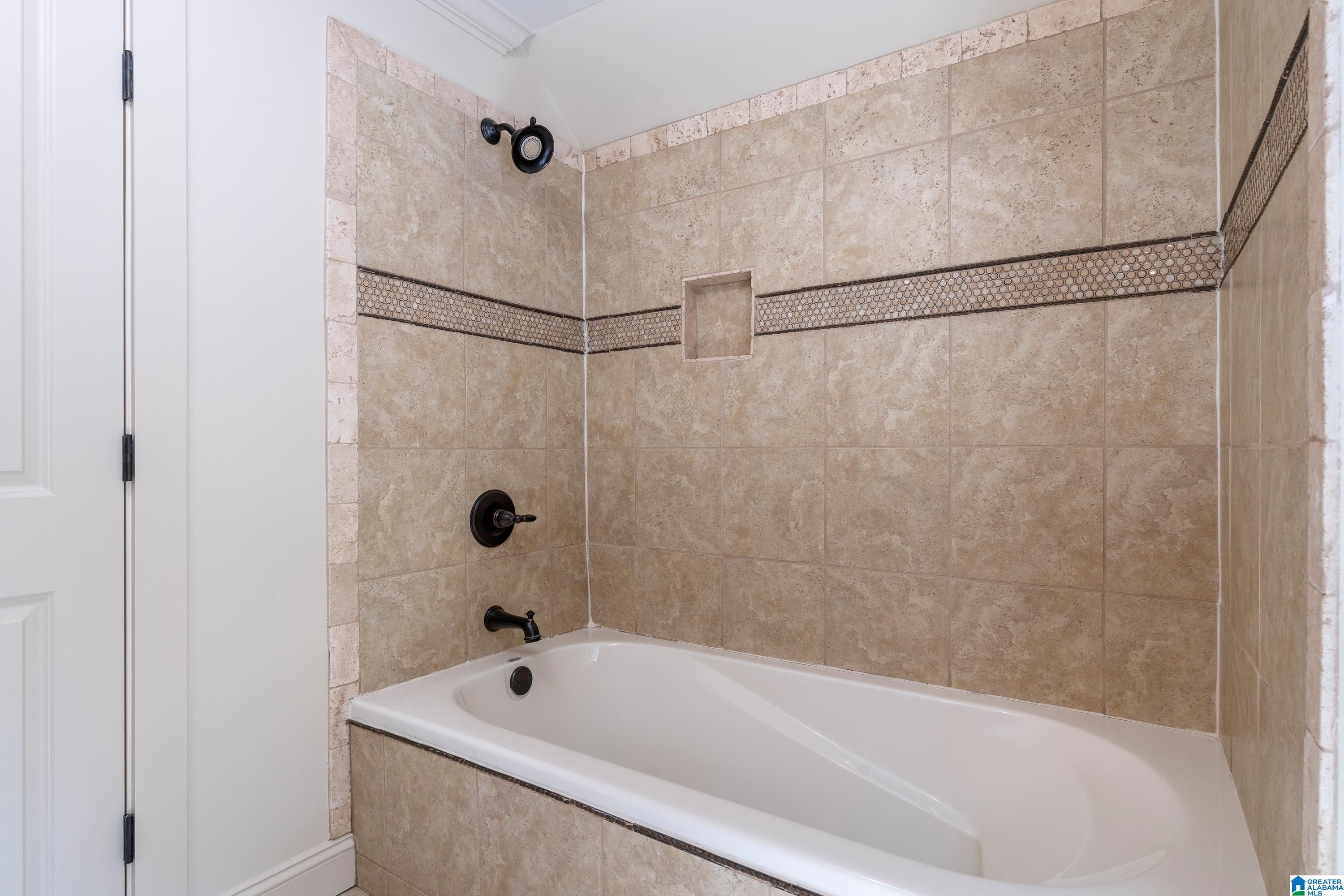 2750 Altadena Road Birmingham, AL 35243 - Photo 35 of 97 Gallery Image 35