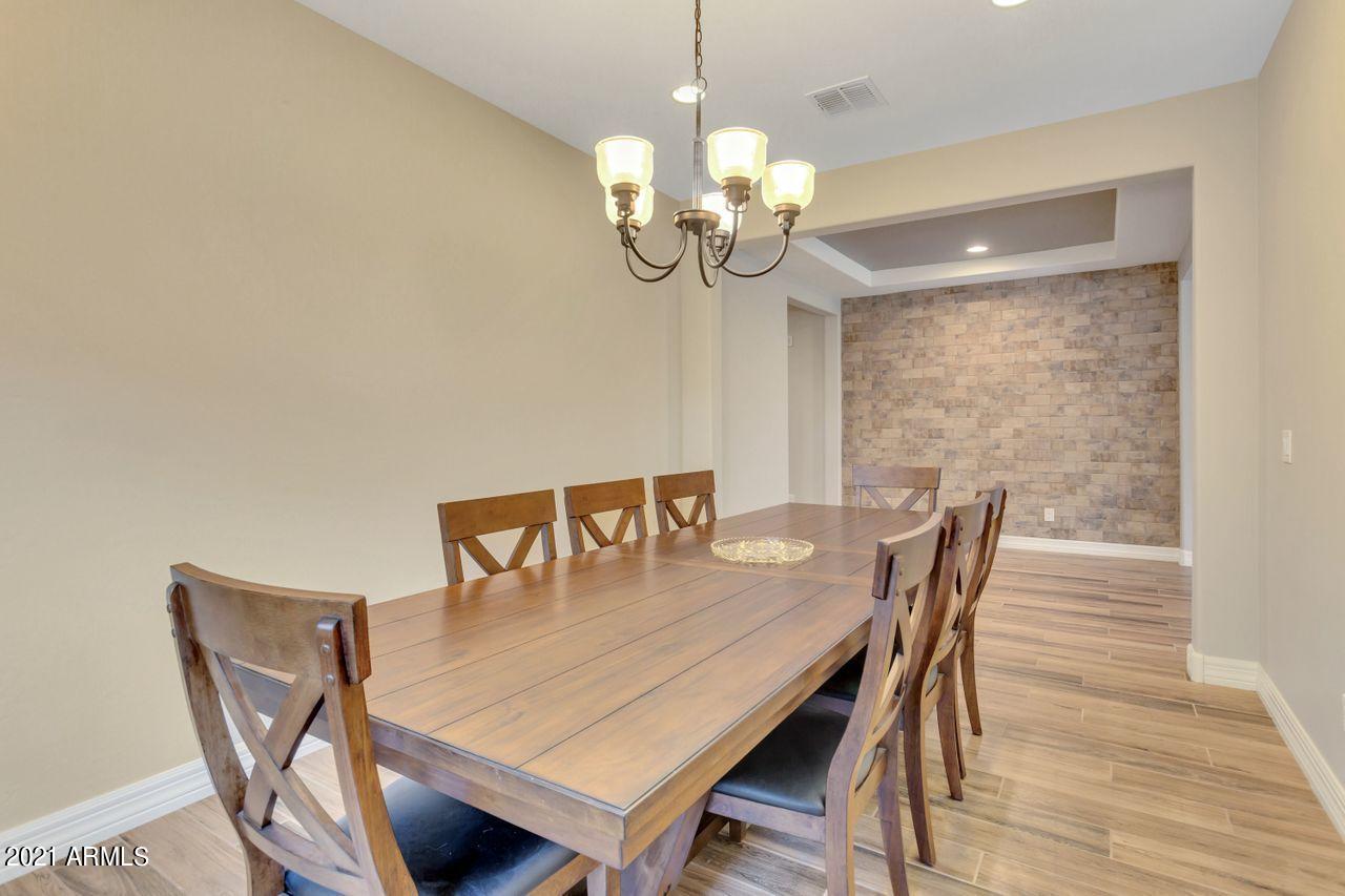 21362 West Berkeley Road Buckeye, AZ 85396 - Photo 11 of 33 QPT_Photo_-__L1A3494