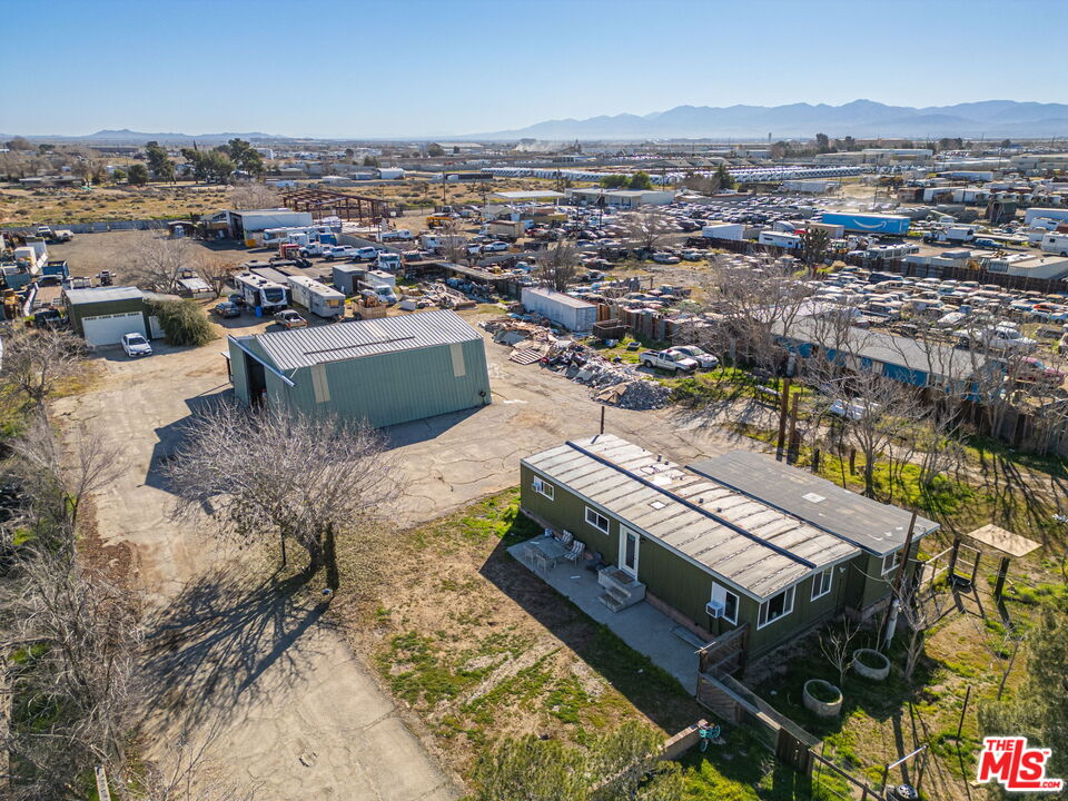 42450 2nd Street Lancaster, CA 93535 - Photo 1 of 29
