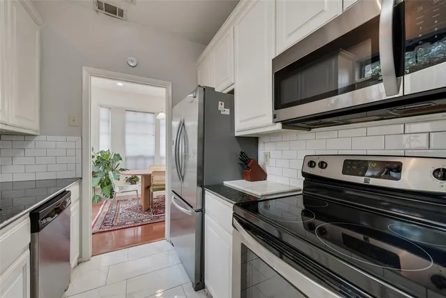 $359,000 | 4418 Bowser Avenue, Unit 105, Dallas, TX 75219