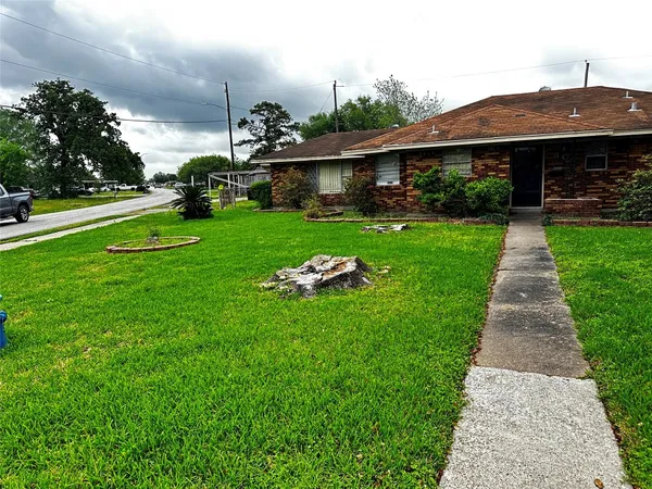 $129,000 | 801 Redondo Drive, Houston, TX 77015