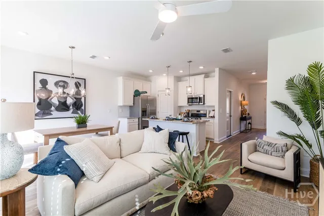 $2,516 | 126 Sapphire Creek Ln Port, Unit BENTON, Port Wentworth, GA 31407