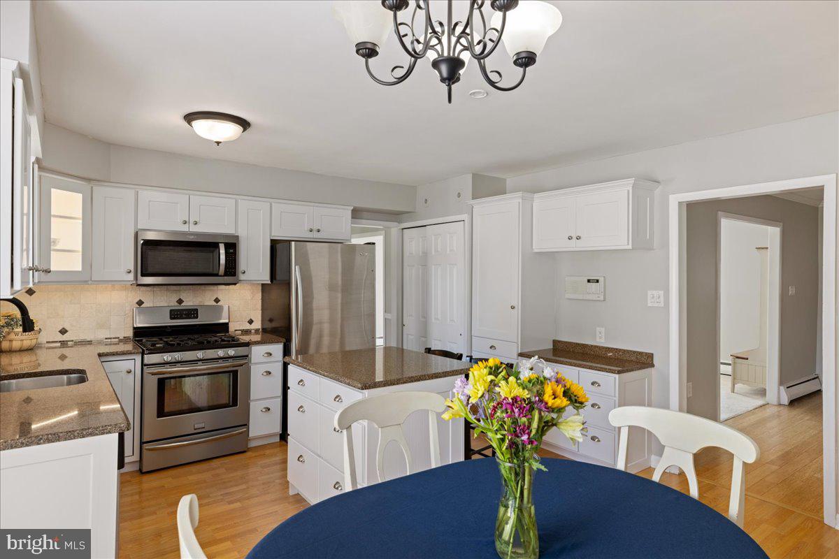 1633 Hedgewood Road Hatfield, PA 19440 - Photo 17 of 43 Gallery Image 17