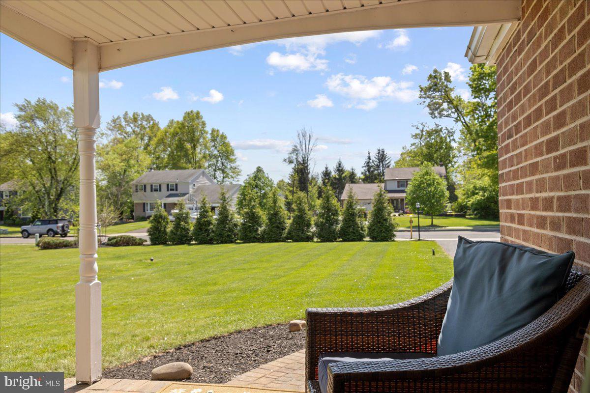 1633 Hedgewood Road Hatfield, PA 19440 - Photo 4 of 43 Gallery Image 4
